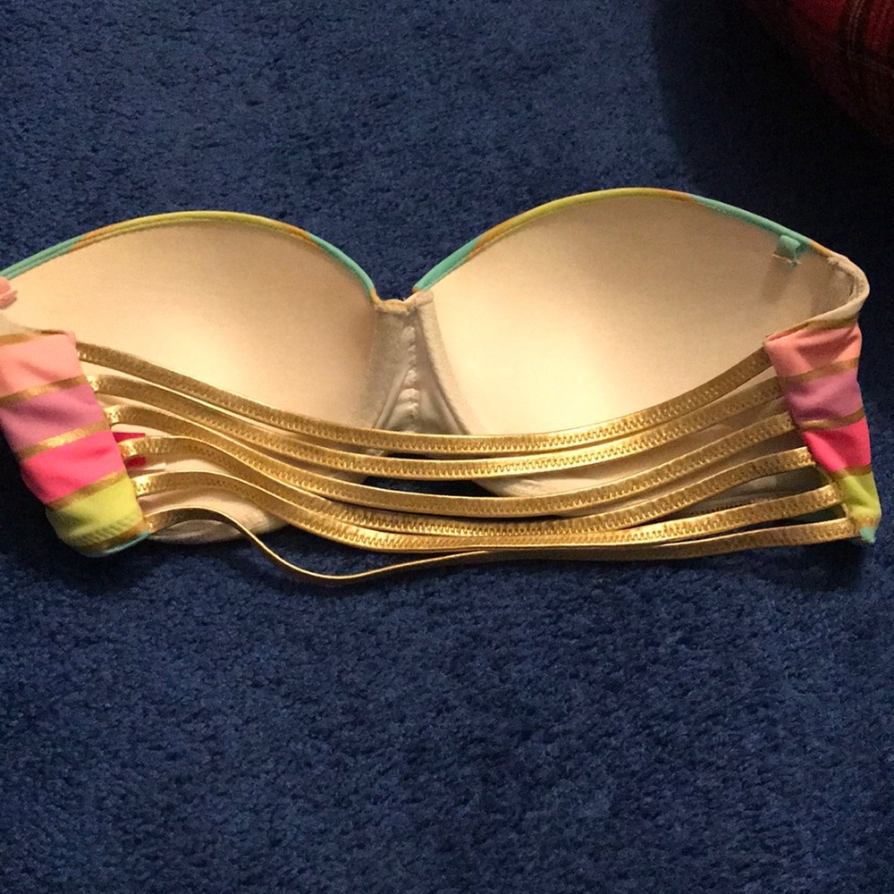 VS Strappy Bandeau bathing suit top - Picture 2 of 6